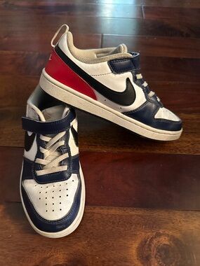 Nike Kids' Navy, White & Red court Burrough low top sneaker sz 3